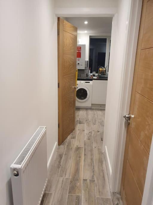 Luton Town Centre Executive Apartment Екстер'єр фото